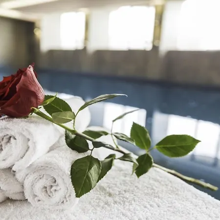 Hotell Sirius - Free Access Saints Constantine and Helena