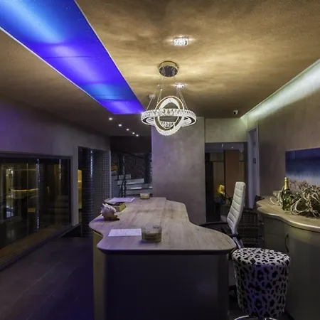 Hotel Sirius - Free Access