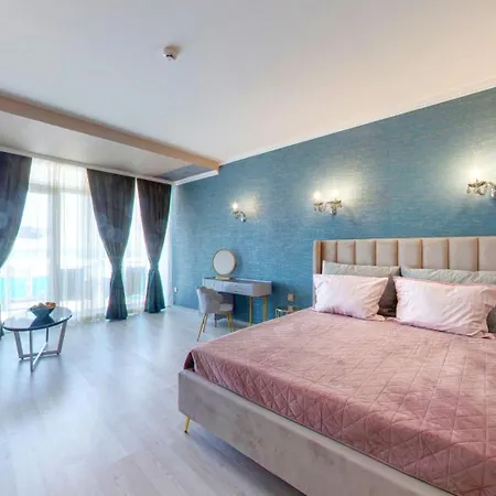 Sirius - Free Access Hotell Saints Constantine and Helena