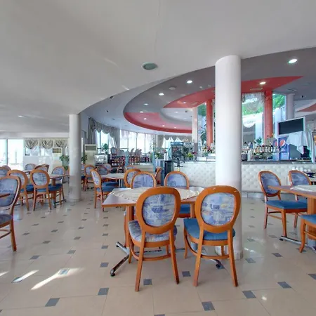 Отель Sirius - Free Access, Full Board And Drinks Incl 4*